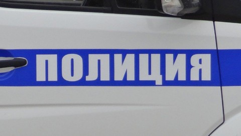 В Ермаковском районе полицейские задержали подозреваемого в поджоге дома